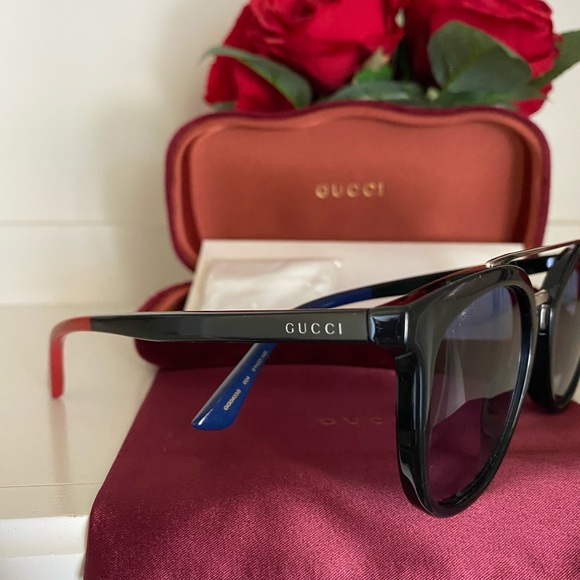 🔥Brand new Gucci sunglasses🕶👋🏻🔥 - Picture 11 of 14